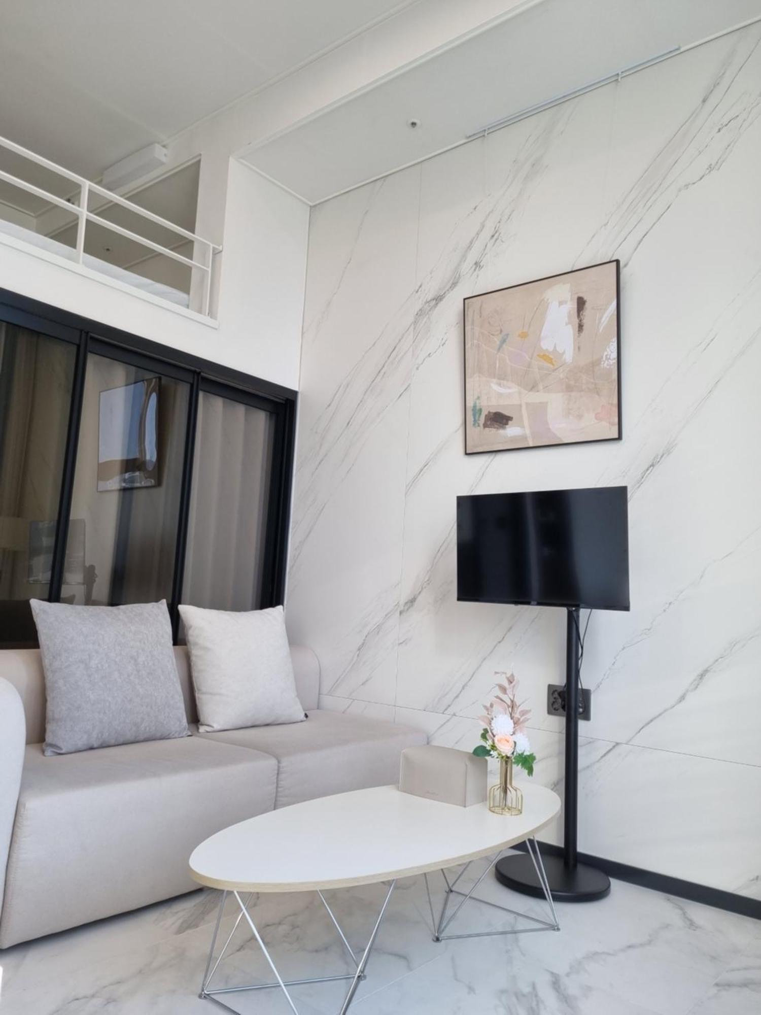 Park View Apartment