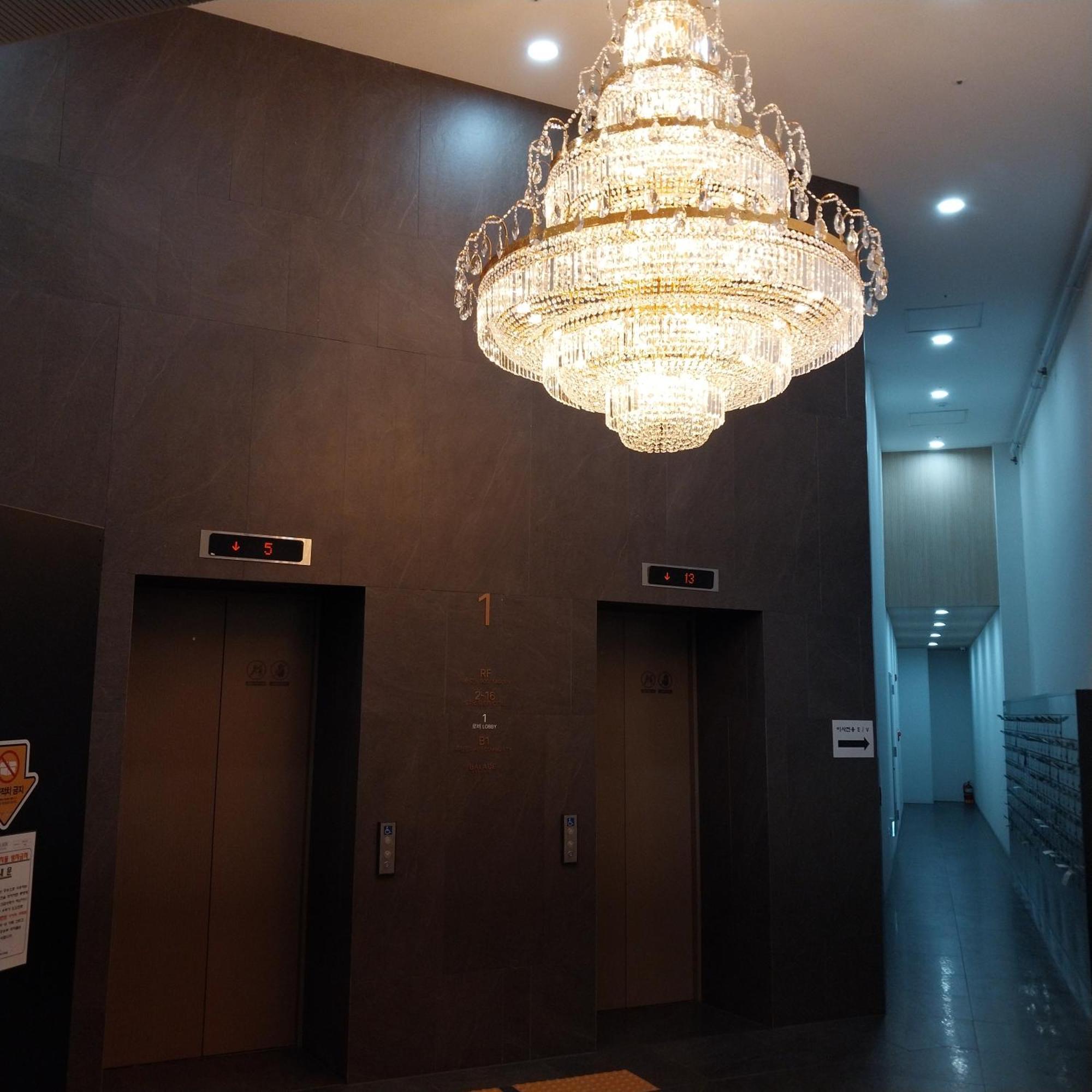 Park View Apartment