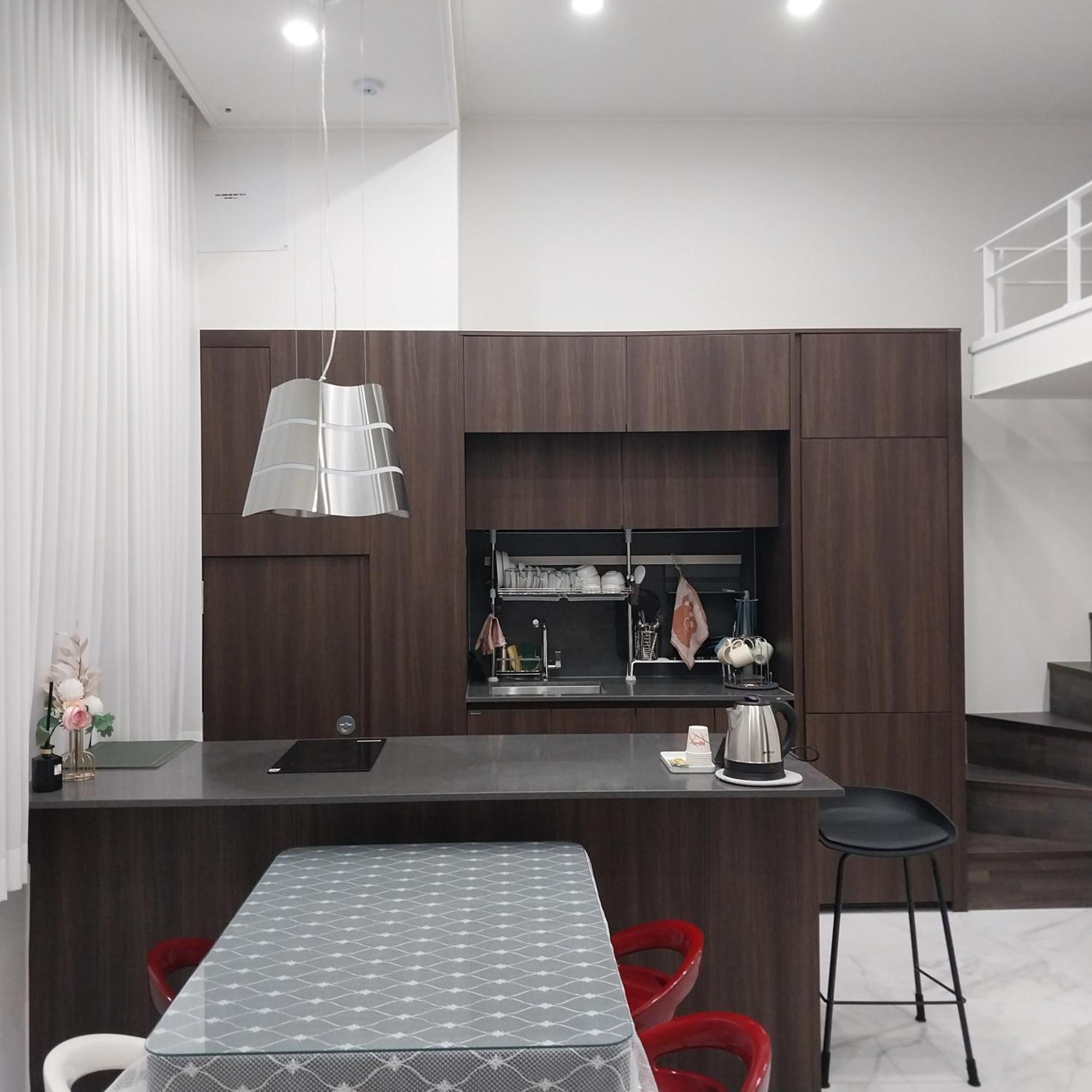 Park View Apartment *